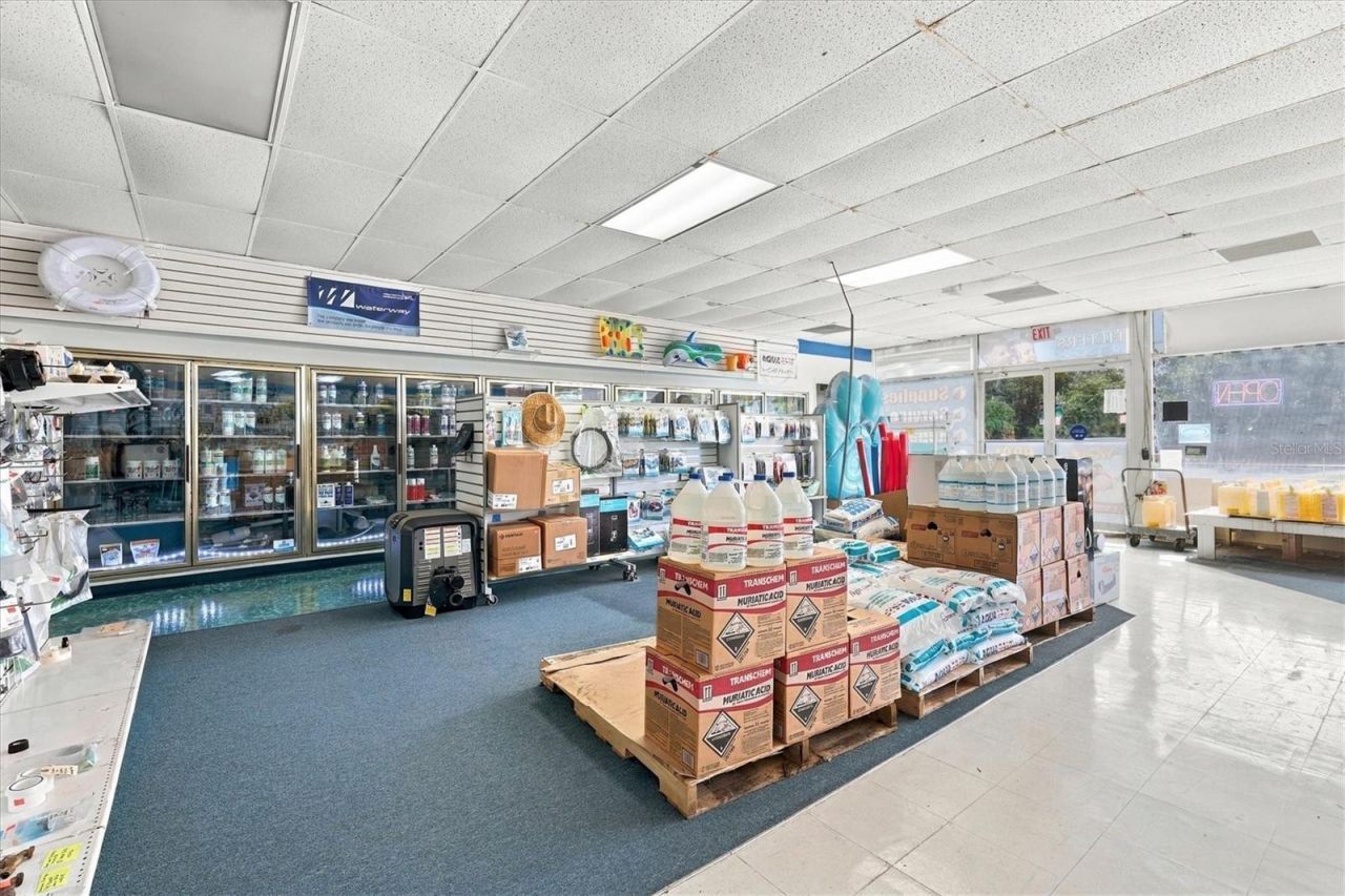 4631 Bee Ridge Road, Sarasota, FL 34233 Photo