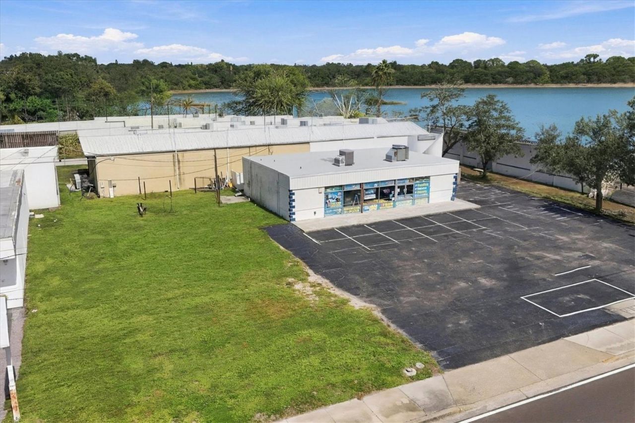 4631 Bee Ridge Road, Sarasota, FL 34233 Photo