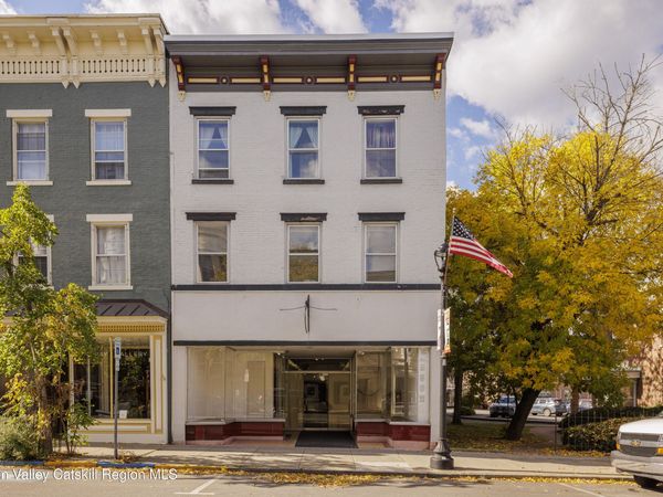 511 Warren Street, Hudson, NY 12534