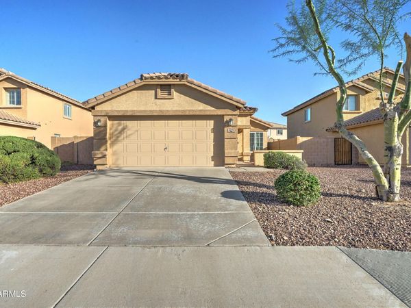 22174 W DESERT BLOOM Street, Buckeye, AZ 85326