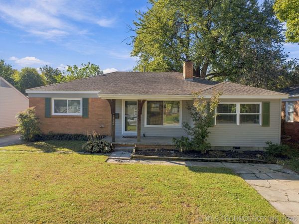 1552 E 49th Place , Tulsa, OK 74105