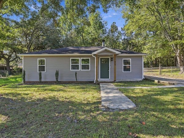 409 Sycamore St. , Conway, SC 29527