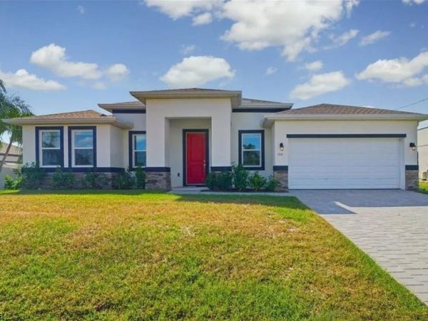 1112 NE 19th ST , CAPE CORAL, FL 33909