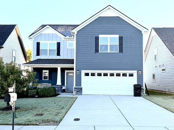 5923 Enclave Dr , Murfreesboro, TN 37128
