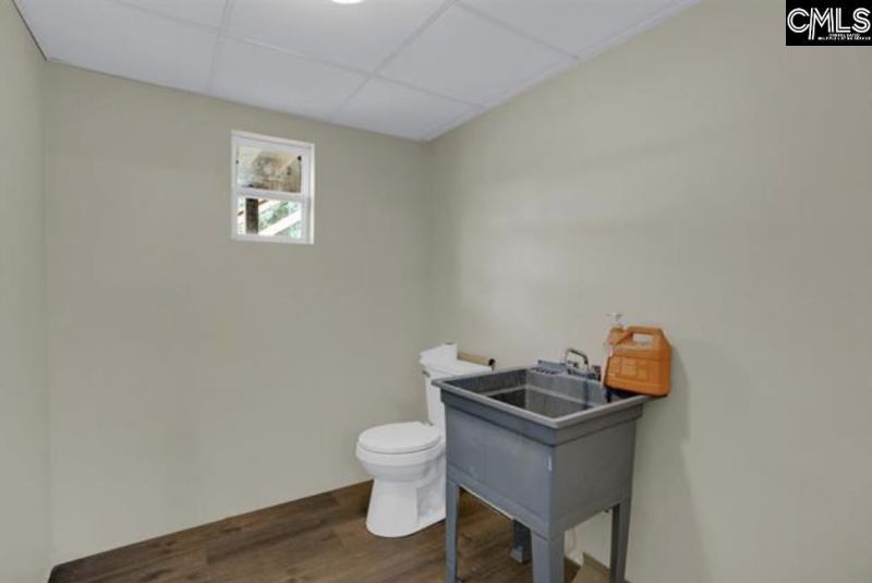 4377 Wheeland Road  Photo 8