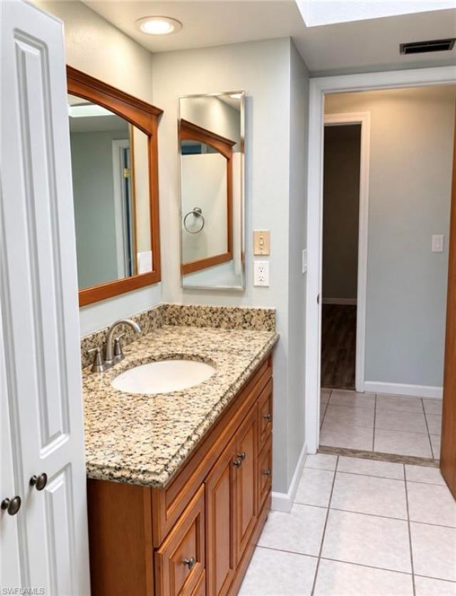 5214 Willow Ct, Cape Coral, FL 33904 Photo