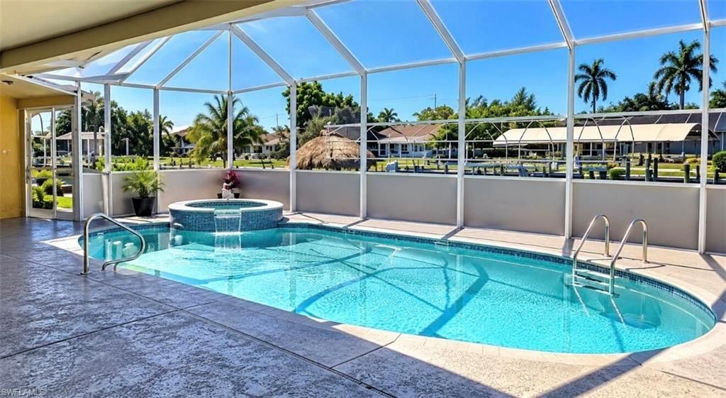 5214 Willow Ct, Cape Coral, FL 33904 Photo