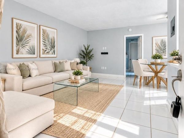 6310 SW 79th St , Unit 2, South Miami, FL 33143