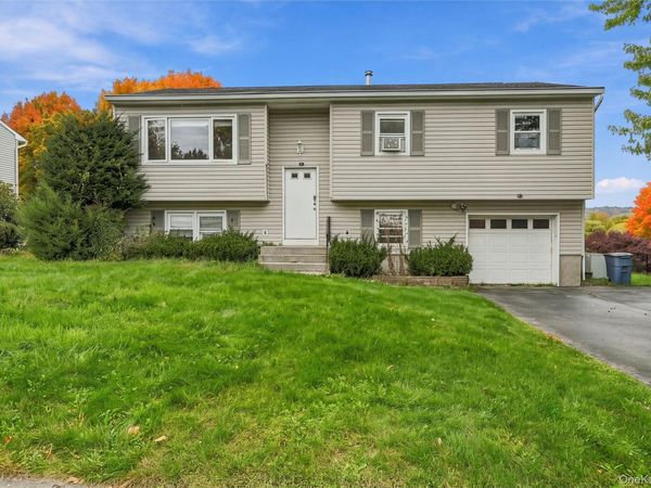 8 Sutherland Drive , Monroe, NY 10950