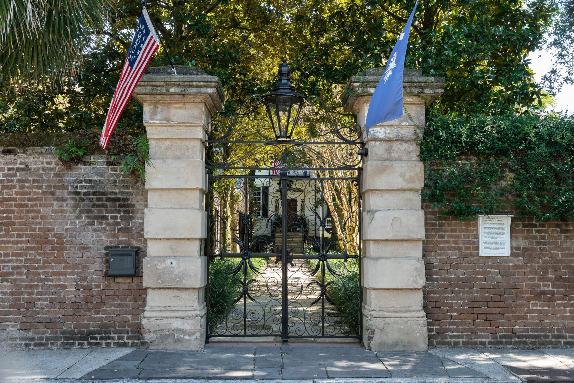 32 Legare Street Photo 5