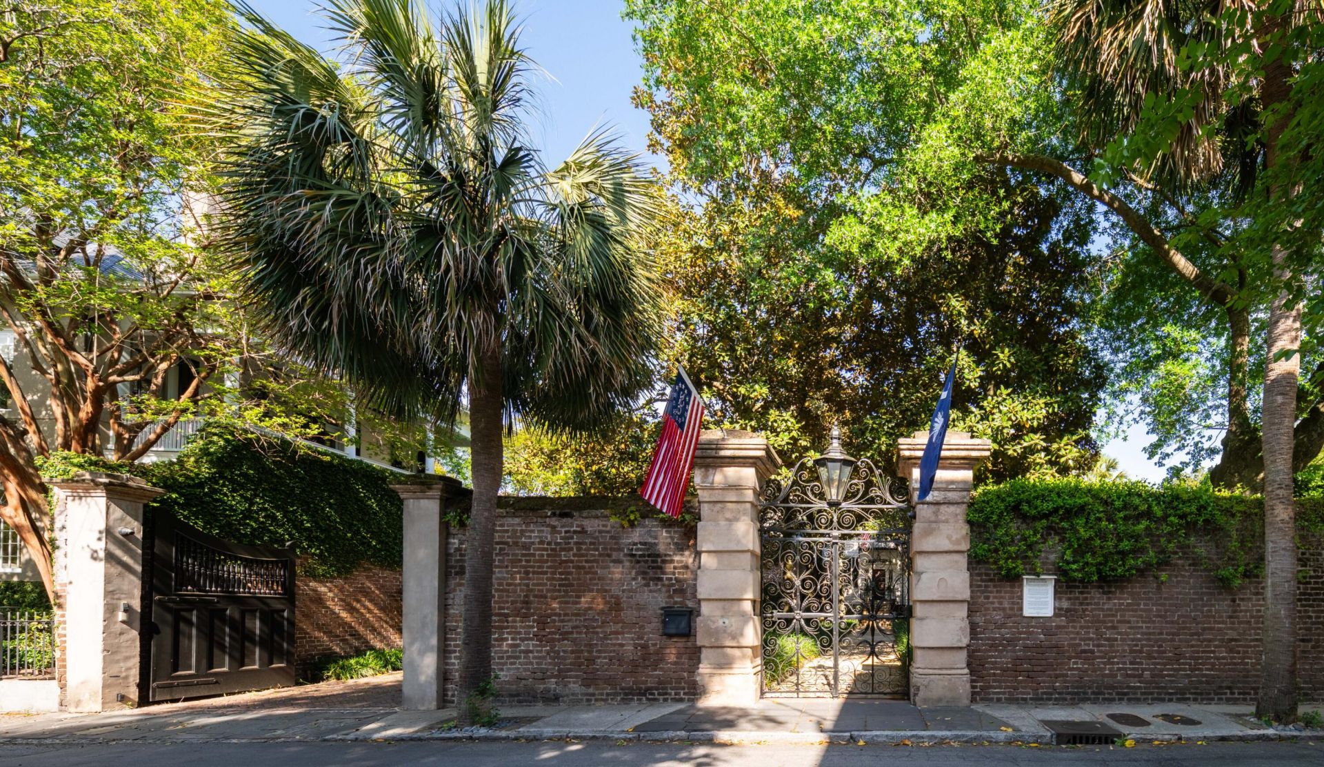 32 Legare Street Photo 7