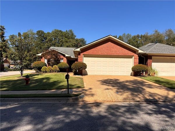 1924 Fox Ridge Road, Tuscaloosa, AL 35406