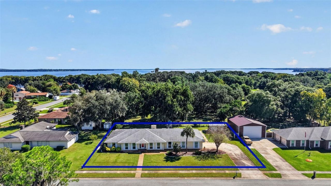 1307 La Salida Way, Leesburg, FL 34748 Photo