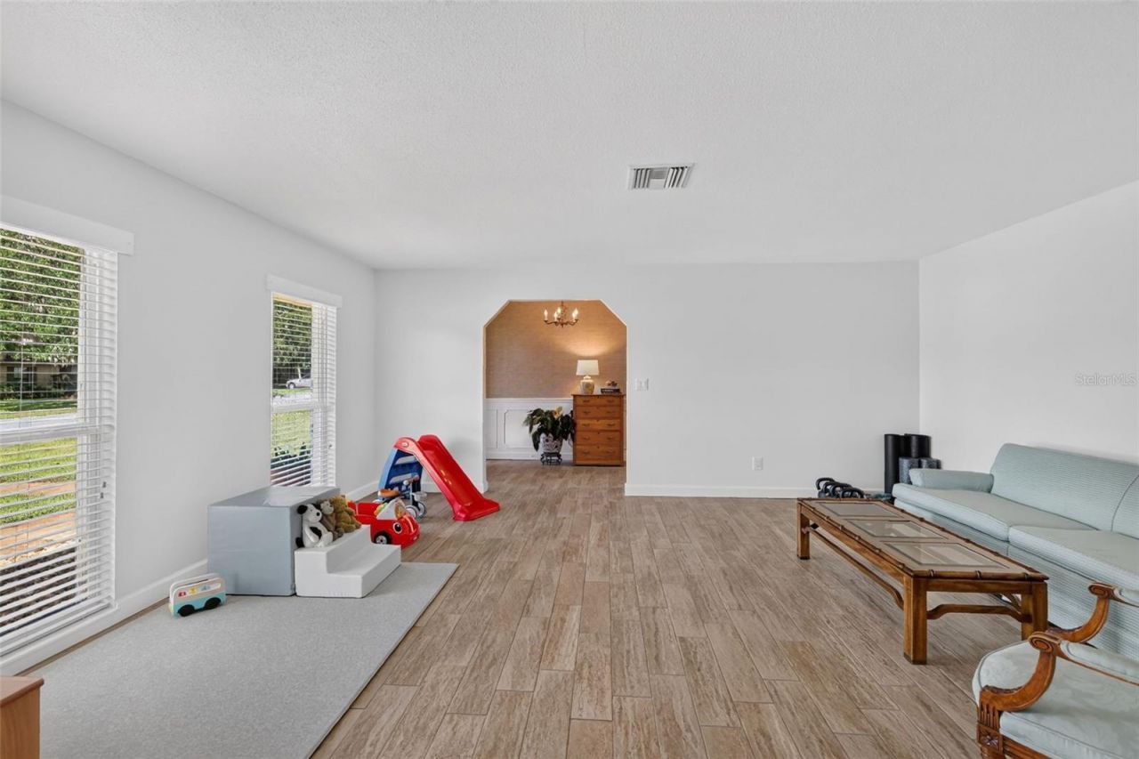 1307 La Salida Way, Leesburg, FL 34748 Photo