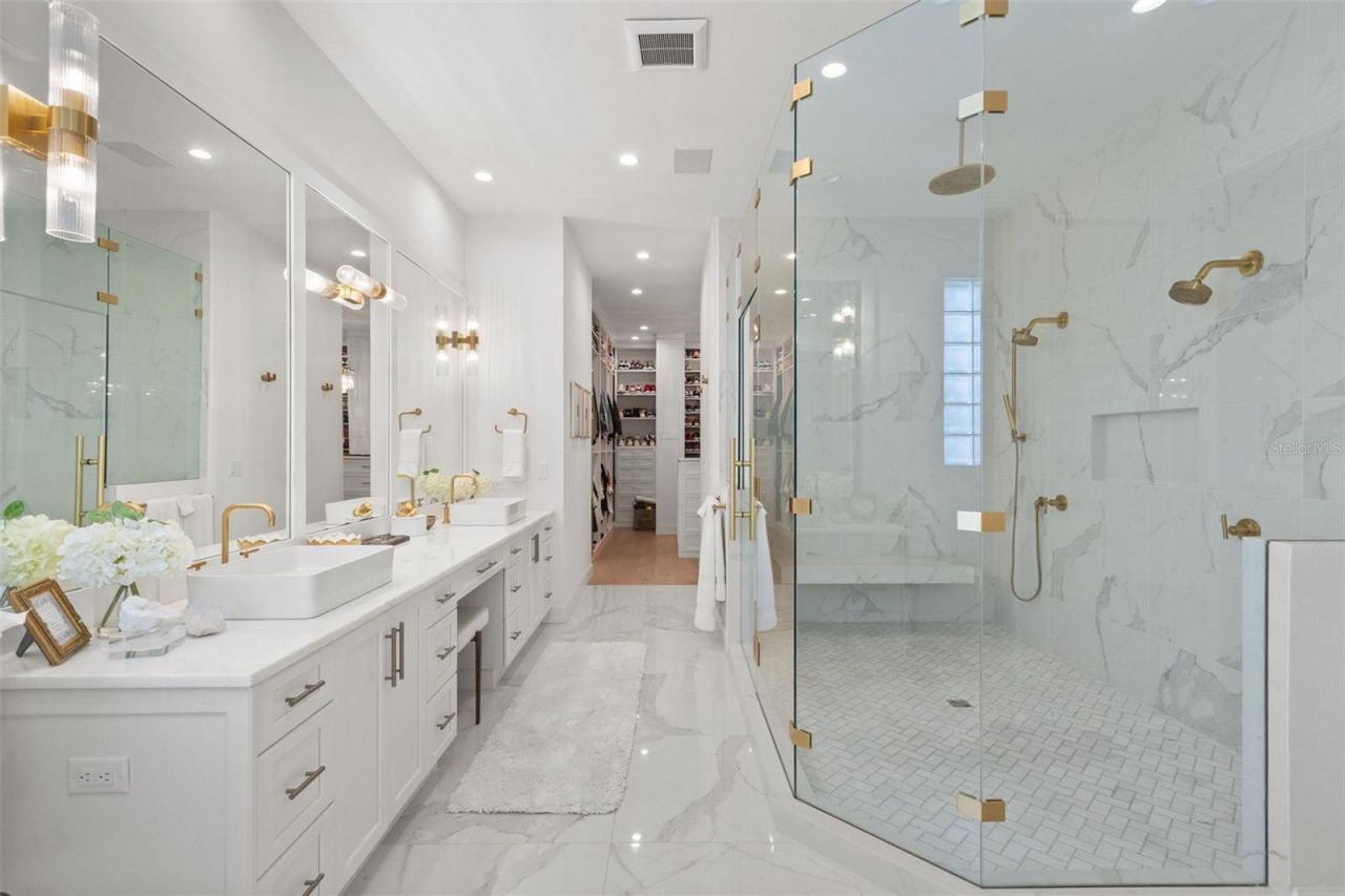 6091 Linneal Beach Drive, Apopka, FL 32703 Photo