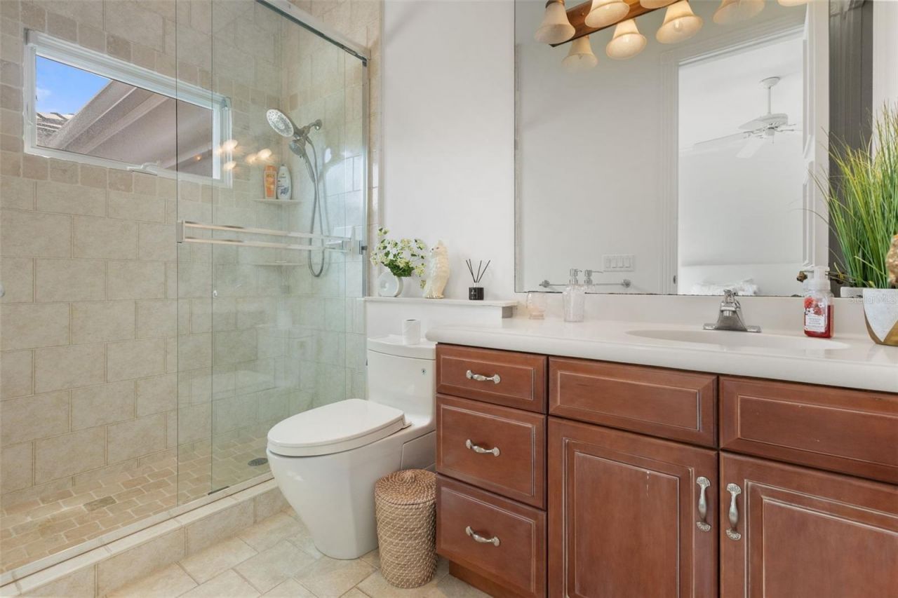 6091 Linneal Beach Drive, Apopka, FL 32703 Photo