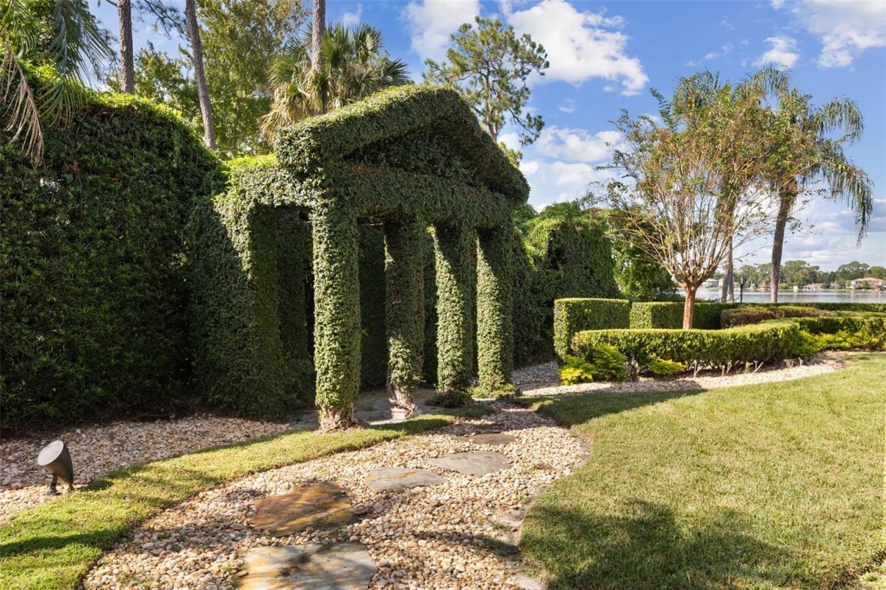 6091 Linneal Beach Drive, Apopka, FL 32703 Photo