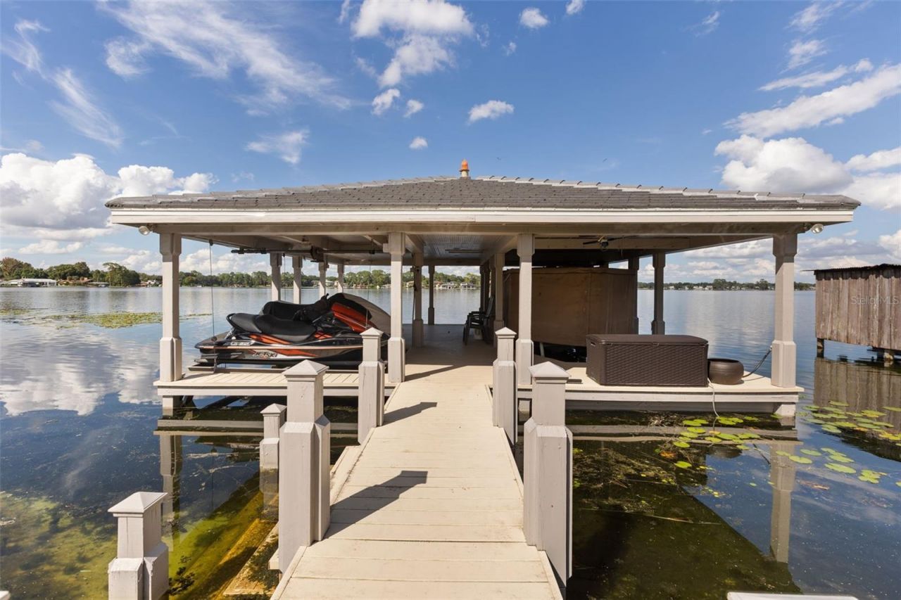 6091 Linneal Beach Drive, Apopka, FL 32703 Photo