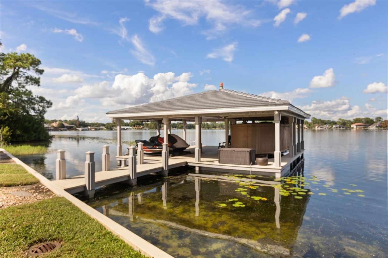 6091 Linneal Beach Drive, Apopka, FL 32703 Photo