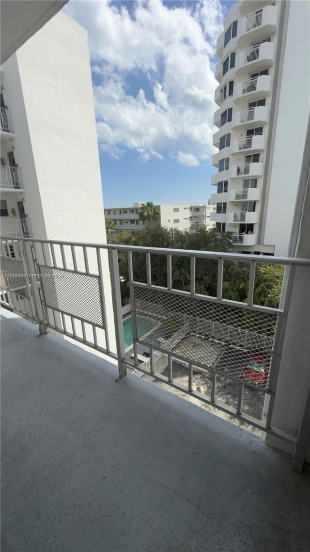 1340 Lincoln Rd , Unit 604, Miami Beach, FL 33139 Photo