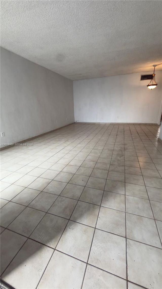 1340 Lincoln Rd , Unit 604, Miami Beach, FL 33139 Photo