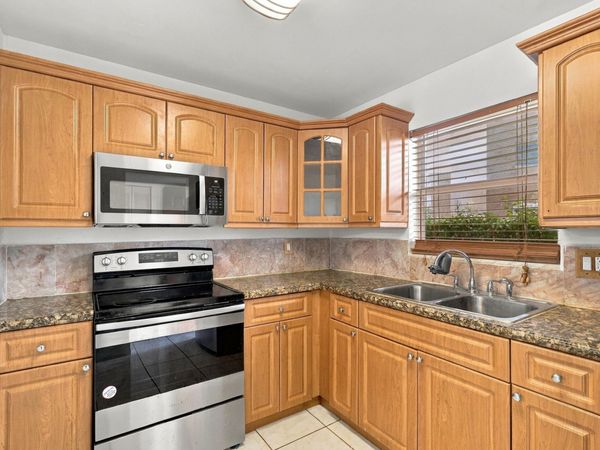 705 LORI Drive, Unit 102, Palm Springs, FL 33461