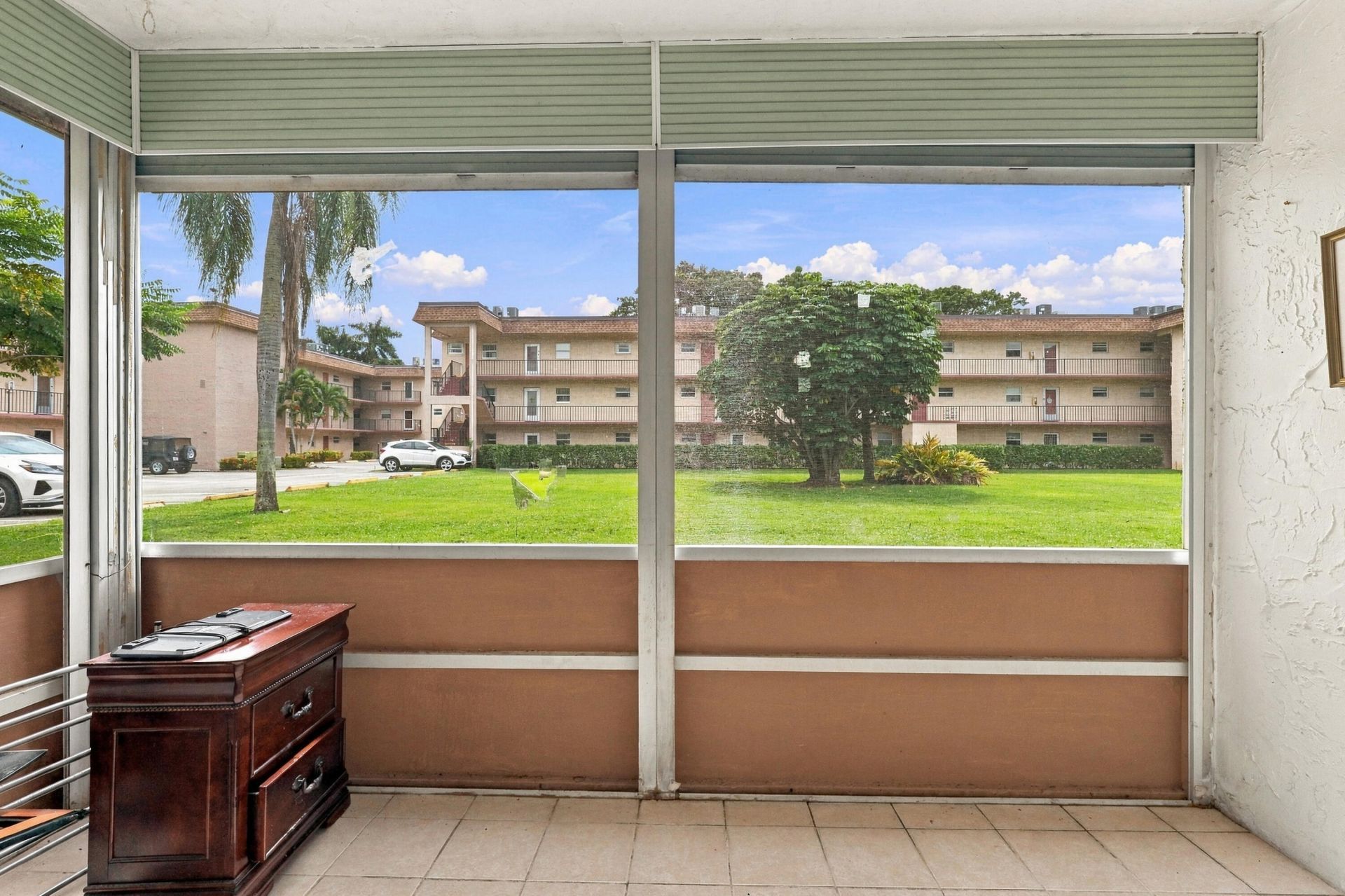 705 Lori Drive, Unit 102, Palm Springs, FL 33461 Photo
