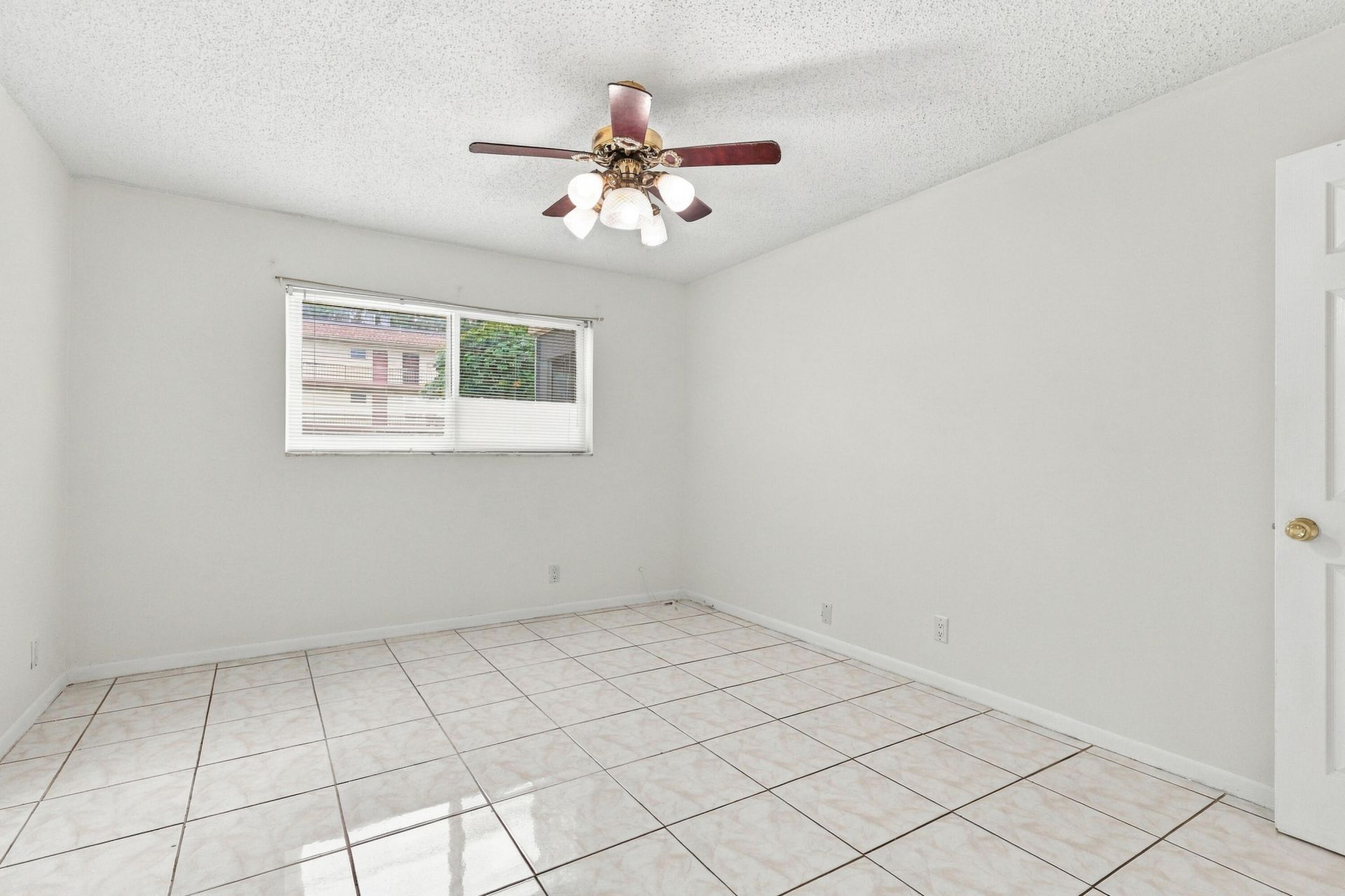 705 Lori Drive, Unit 102, Palm Springs, FL 33461 Photo