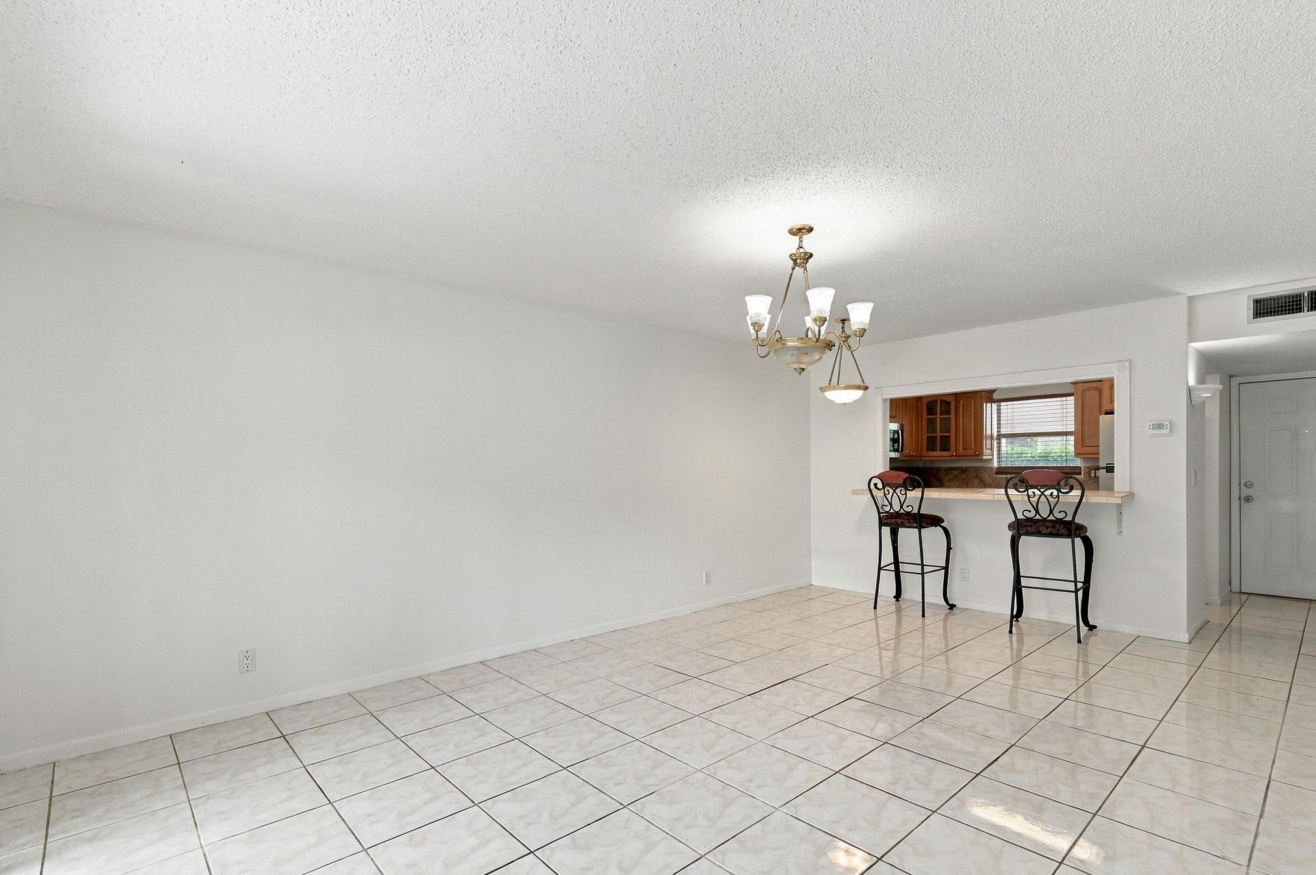 705 Lori Drive, Unit 102, Palm Springs, FL 33461 Photo