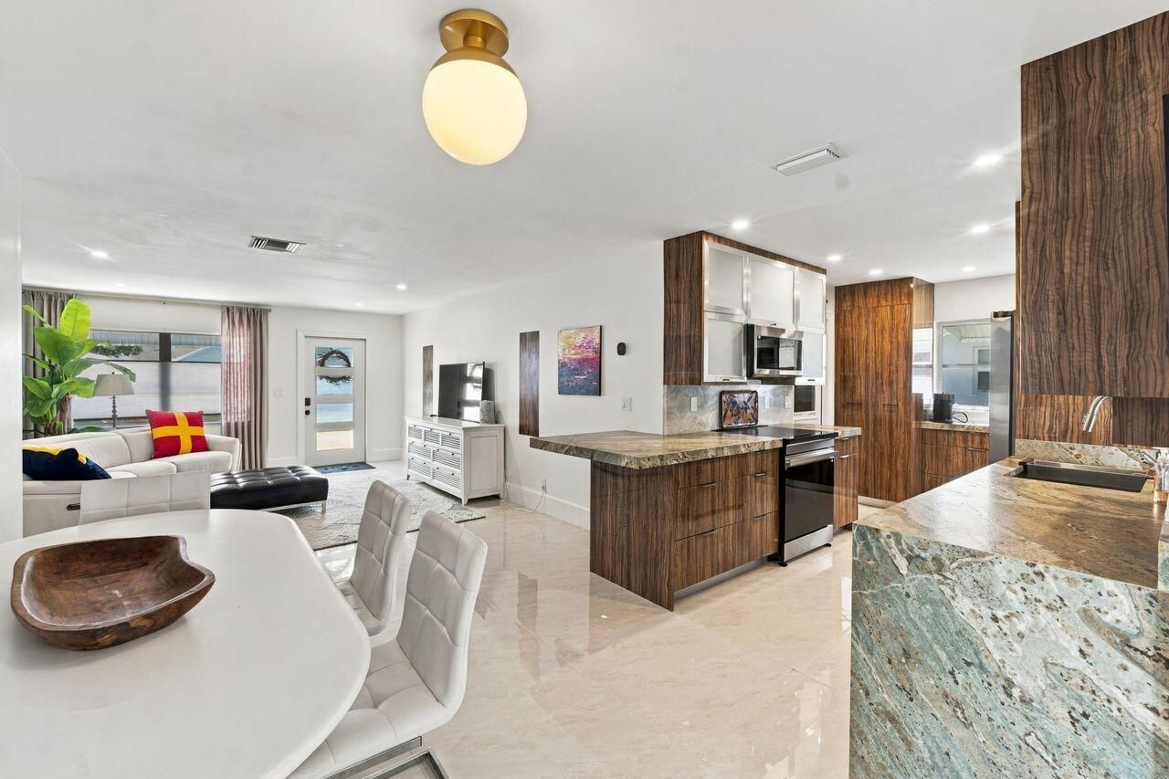 2021 SW 18th Drive, Boynton Beach, FL 33426 Photo