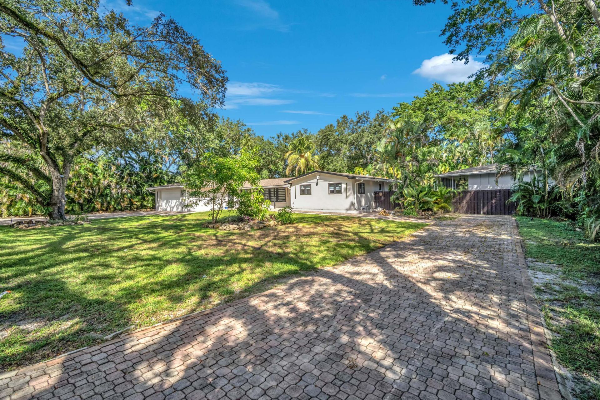 5951 SW 32nd Terrace, Fort Lauderdale, FL 33312 Photo