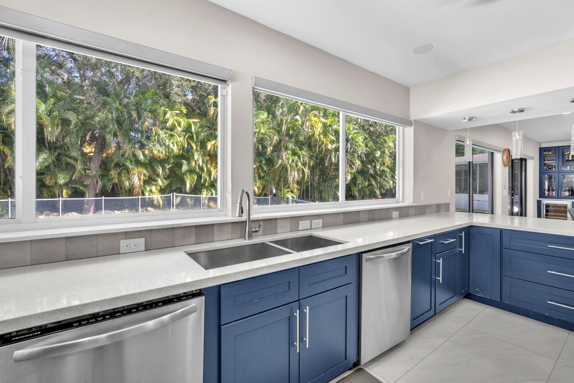 5951 SW 32nd Terrace, Fort Lauderdale, FL 33312 Photo