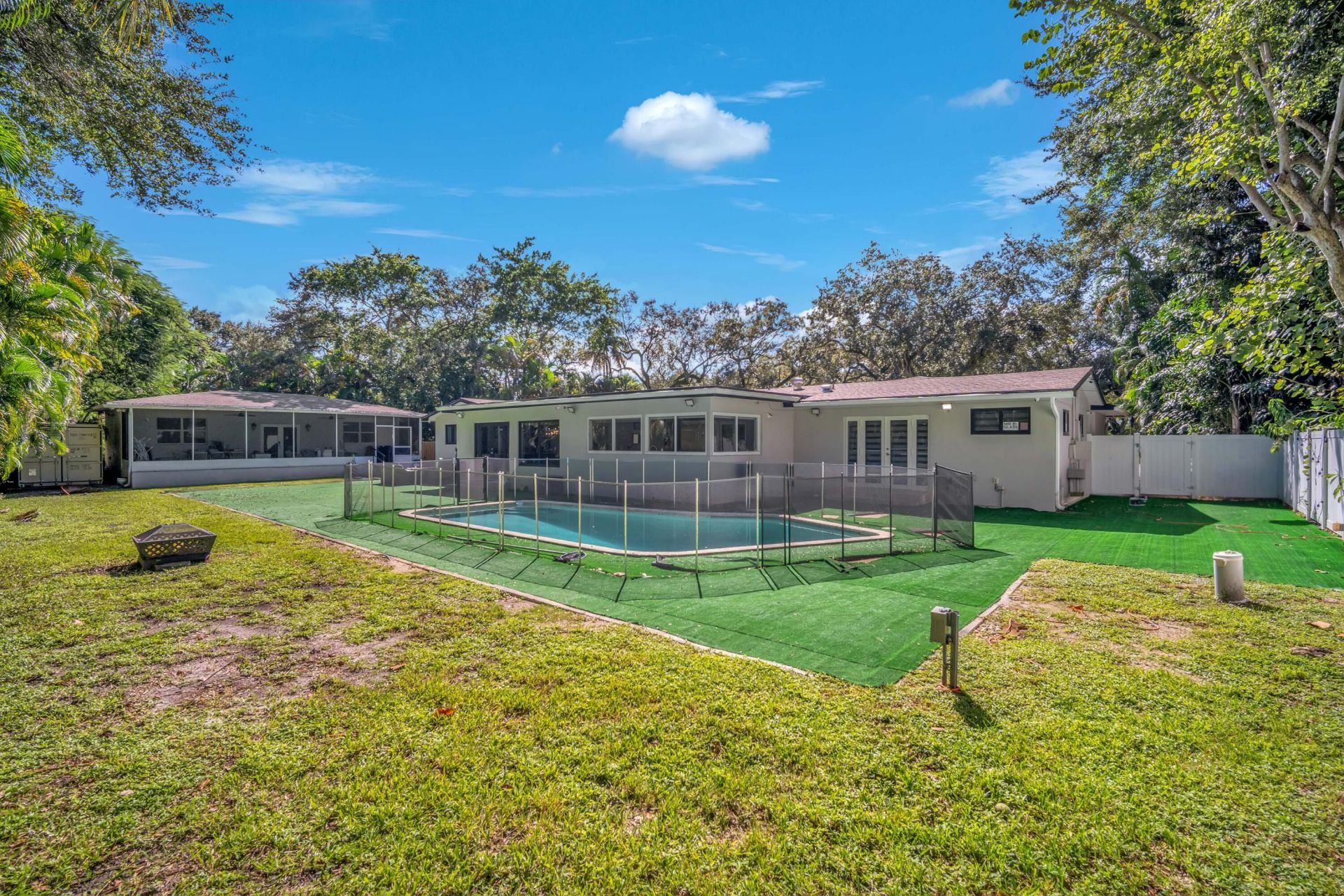 5951 SW 32nd Terrace, Fort Lauderdale, FL 33312 Photo