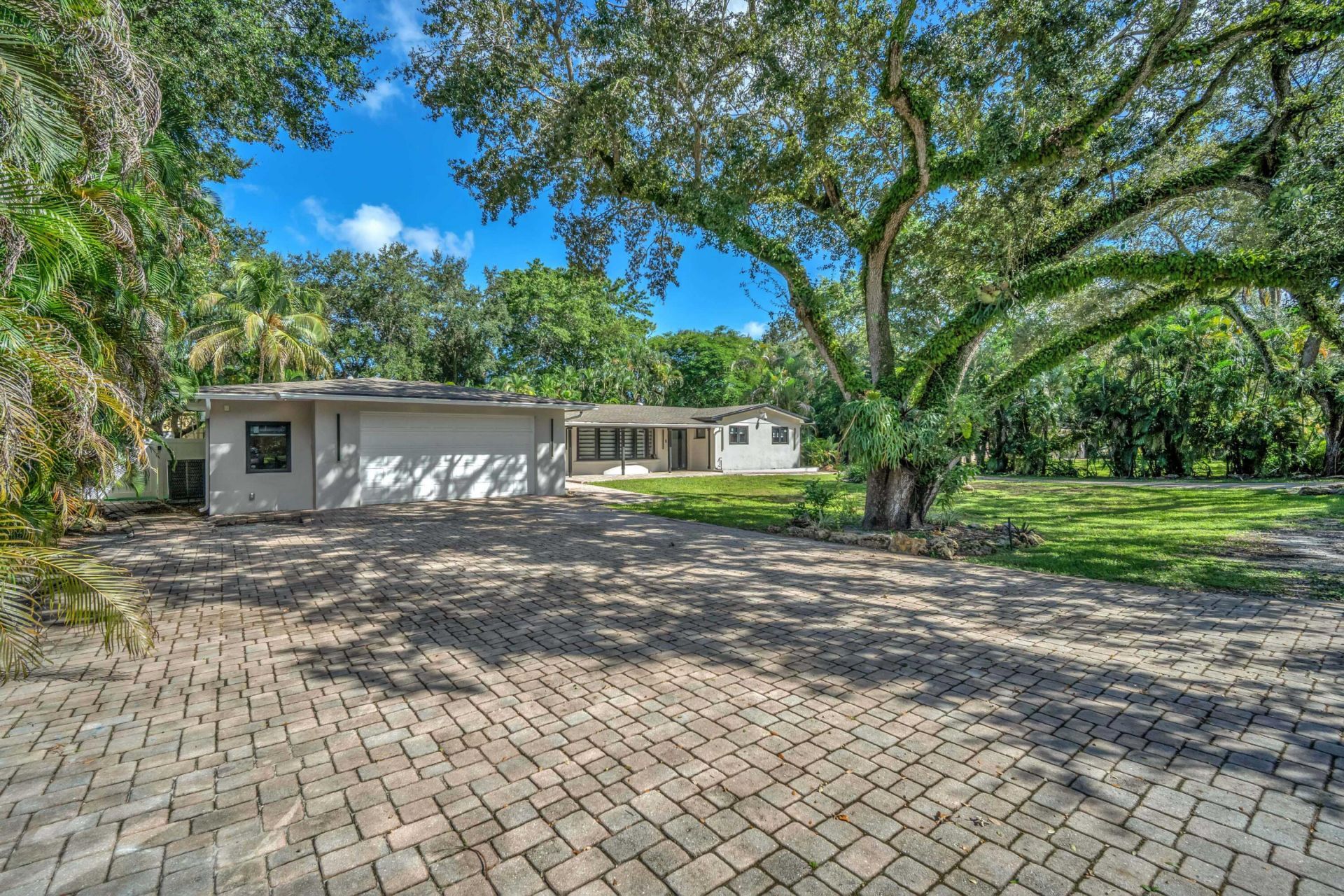 5951 SW 32nd Terrace, Fort Lauderdale, FL 33312 Photo