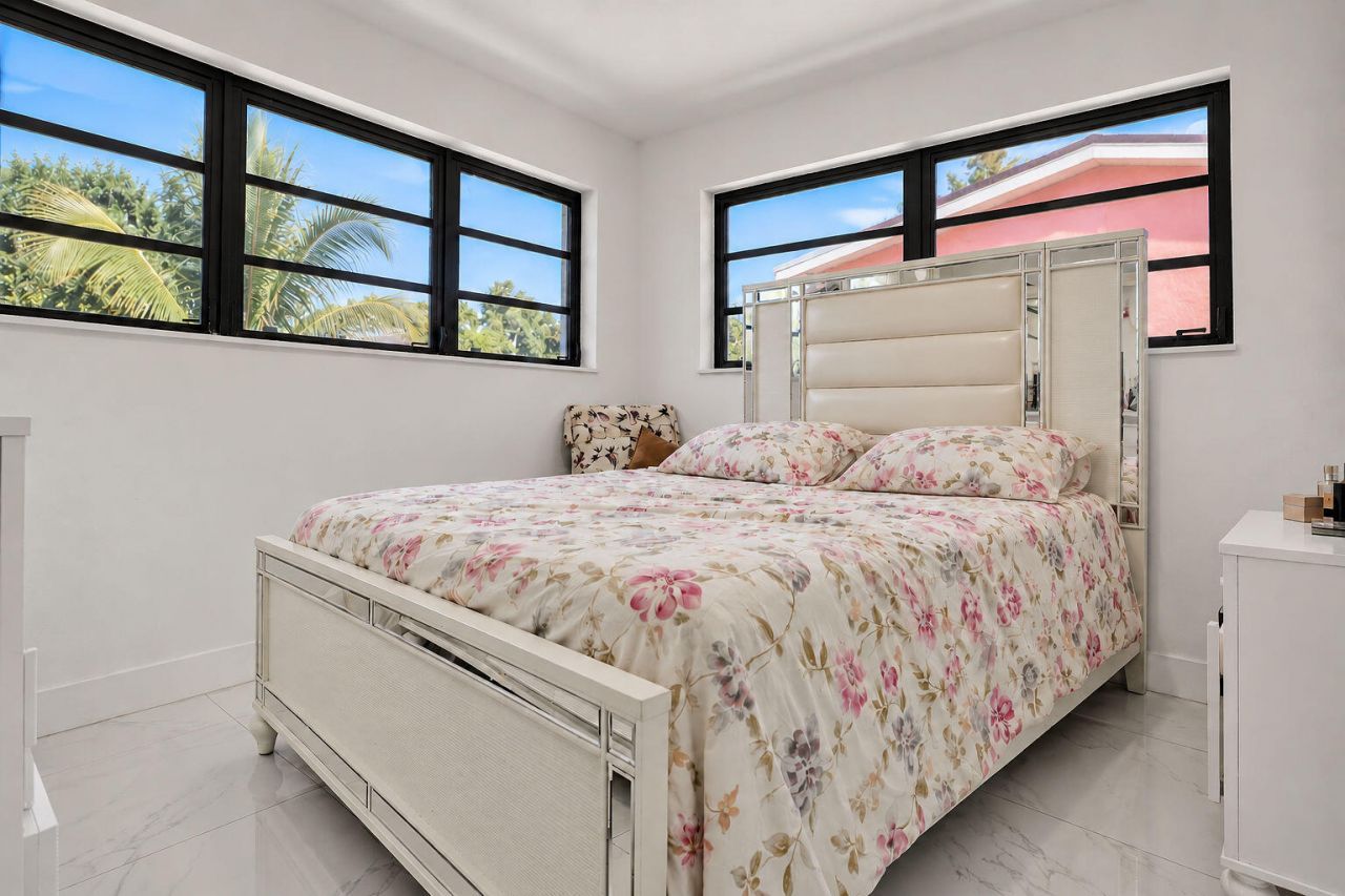 1946 NW 152nd Terrace, Miami Gardens, FL 33054 Photo