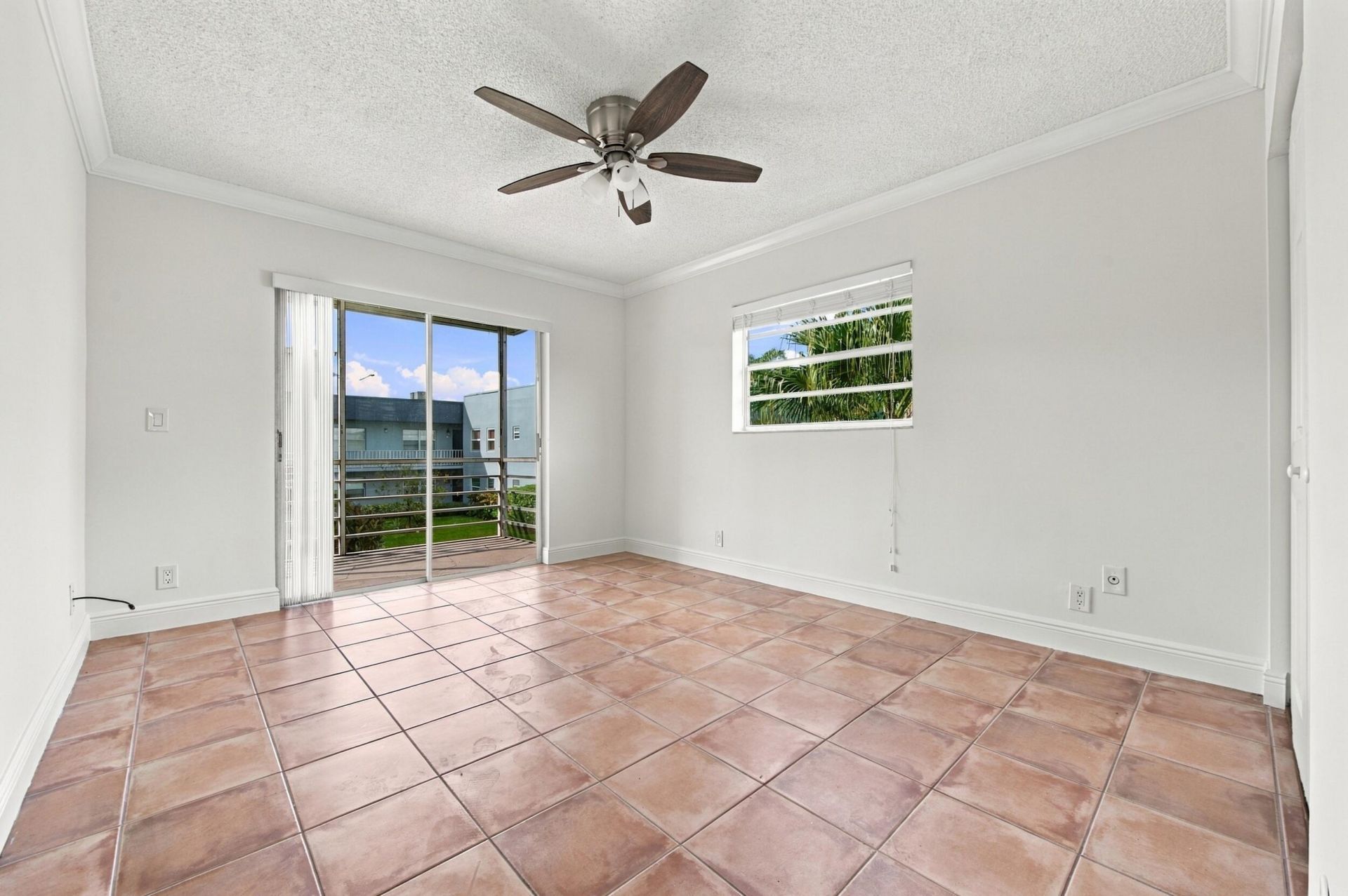186 Burgundy D, Delray Beach, FL 33484 Photo