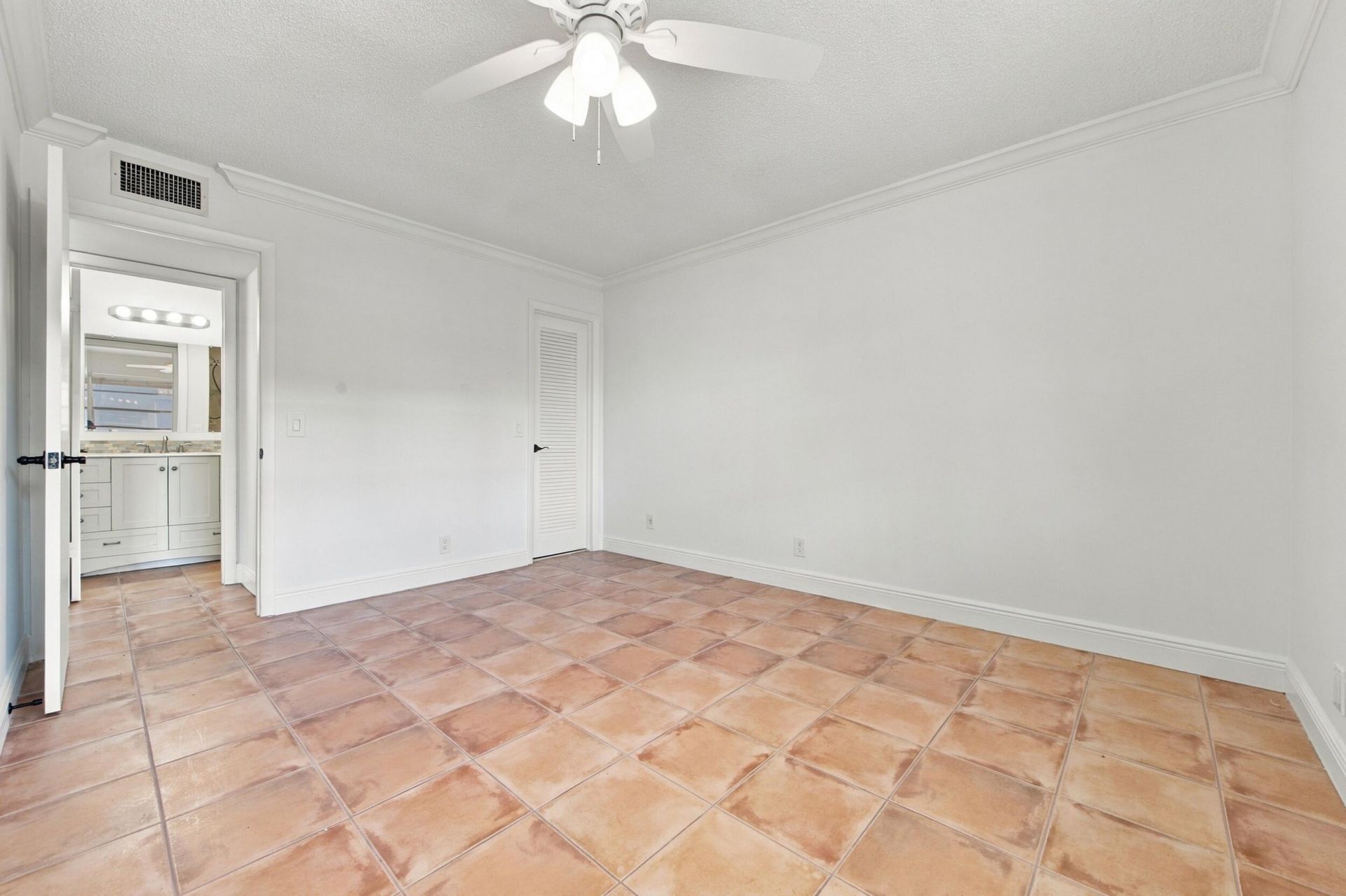 186 Burgundy D, Delray Beach, FL 33484 Photo