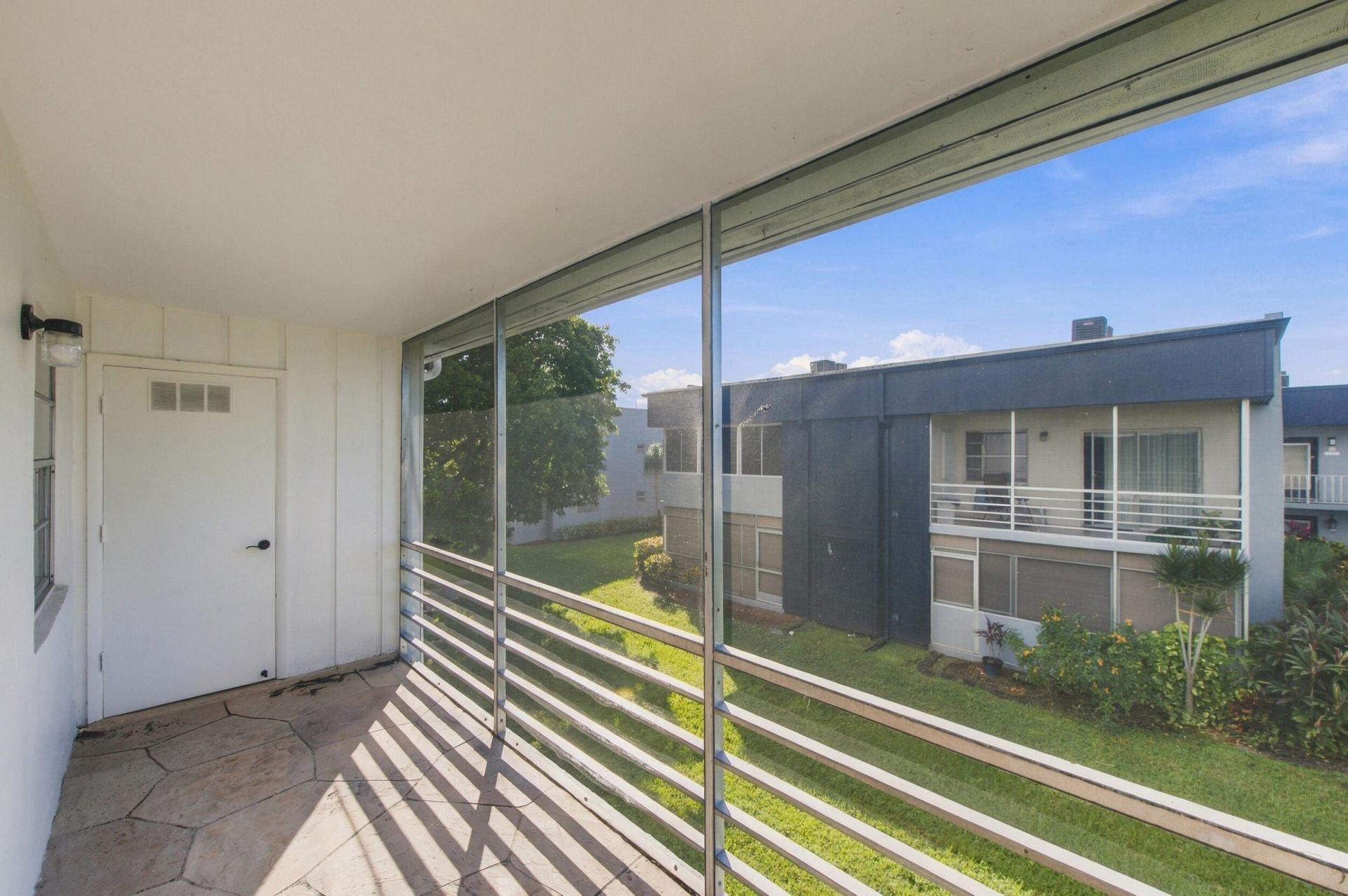 186 Burgundy D, Delray Beach, FL 33484 Photo