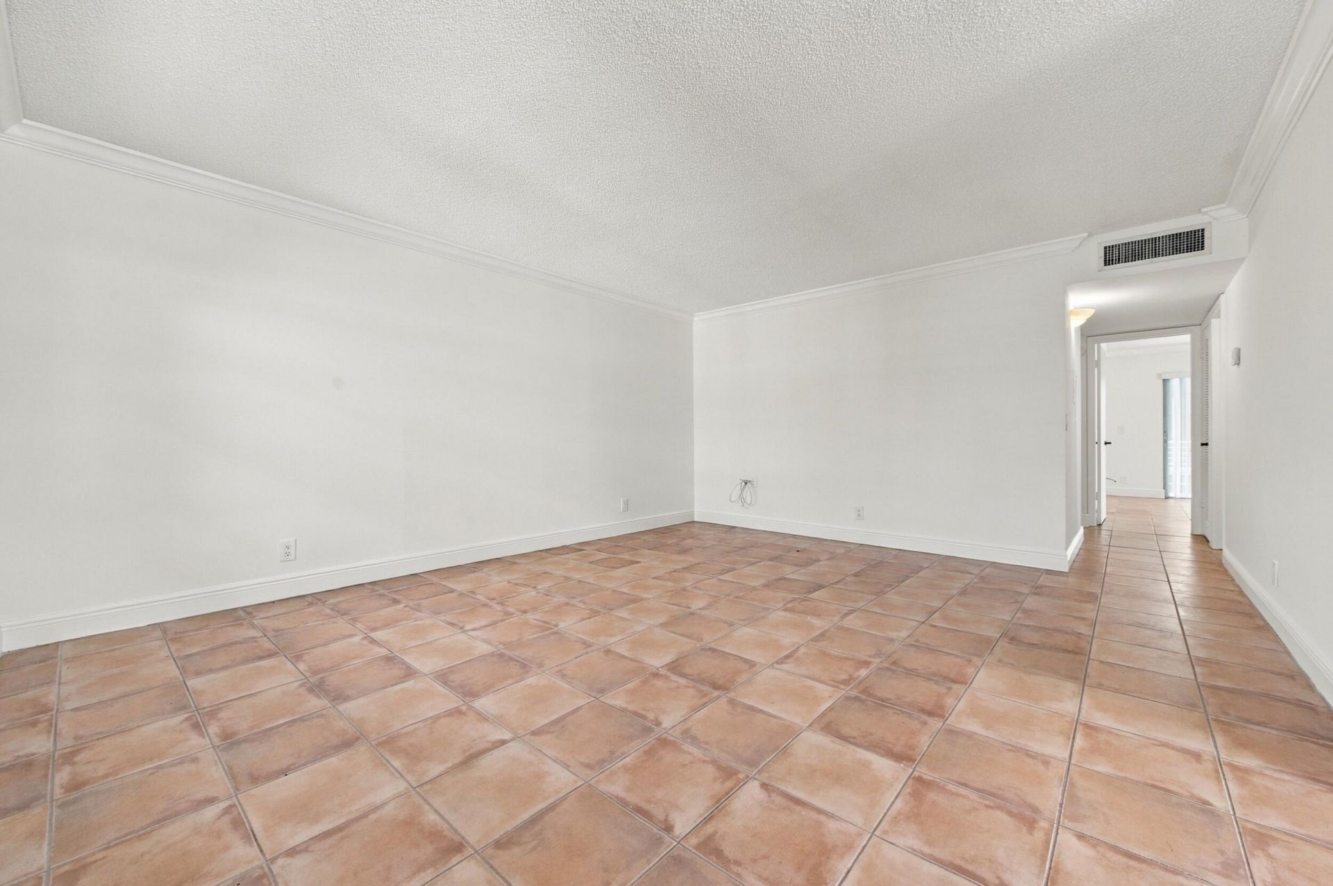 186 Burgundy D, Delray Beach, FL 33484 Photo
