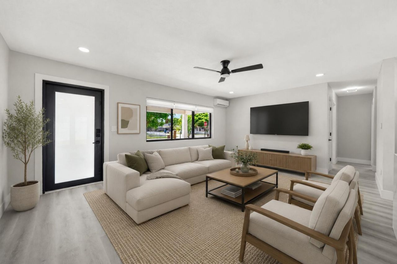 1944 NE 2nd Avenue, Pompano Beach, FL 33060 Photo