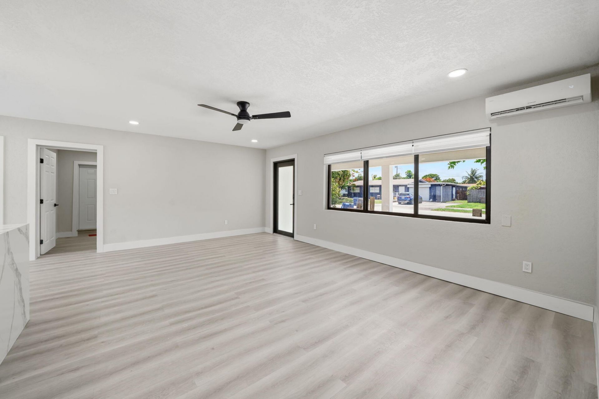1944 NE 2nd Avenue, Pompano Beach, FL 33060 Photo