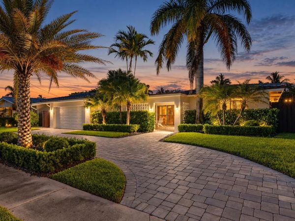 6520 NE 19th Avenue, Fort Lauderdale, FL 33308