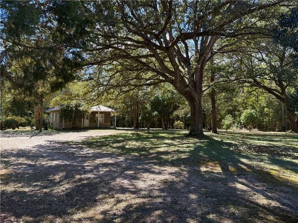 2583 W 10 Highway , Greensburg, LA 70441