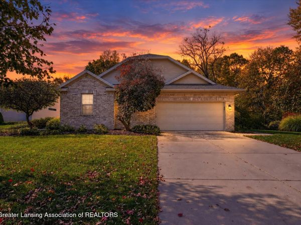2311 Sapphire Lane, East Lansing, MI 48823
