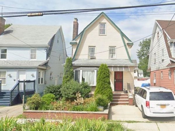 104-14 212 Street , Unit 2nd flr, Queens Village, NY 11429