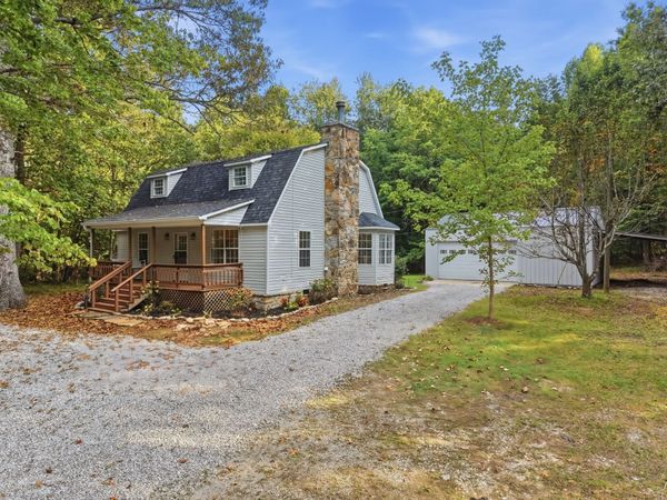 241 Wigwam St , Sparta, TN 38583