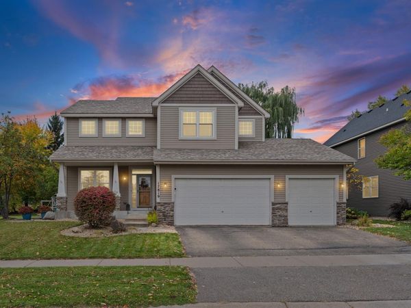 17819 68th Avenue N, Maple Grove, MN 55311