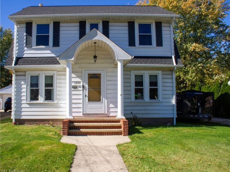 1246 Lander Road, Mayfield Heights, OH 44124 Photo 1