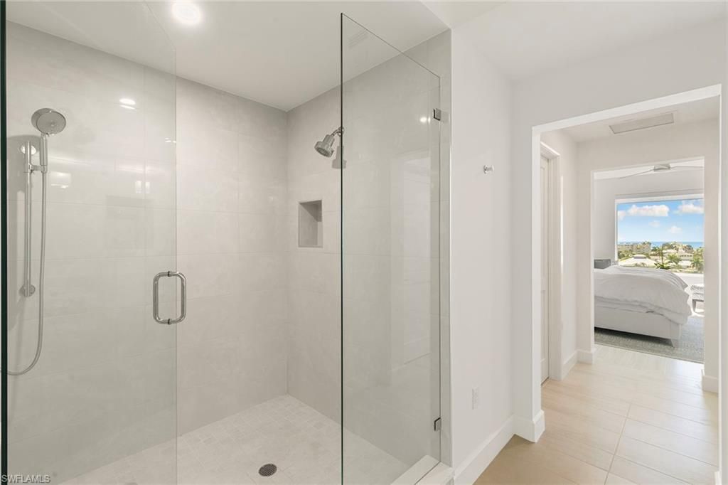 4142 Bay Beach Ln, Unit 605, Fort Myers Beach, FL 33931 Photo