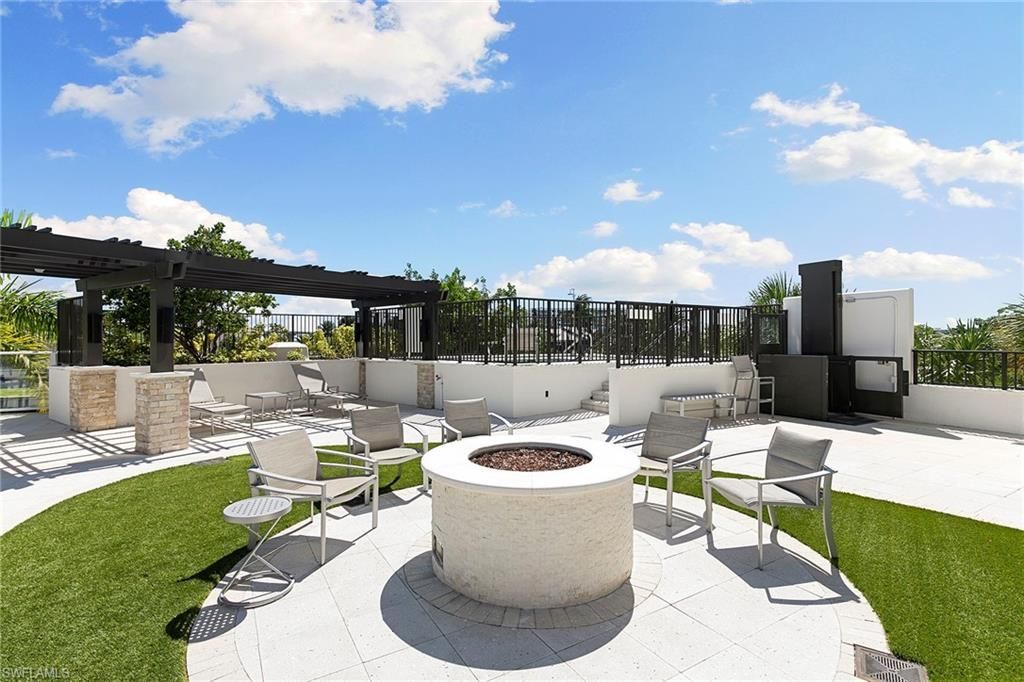 4142 Bay Beach Ln, Unit 605, Fort Myers Beach, FL 33931 Photo